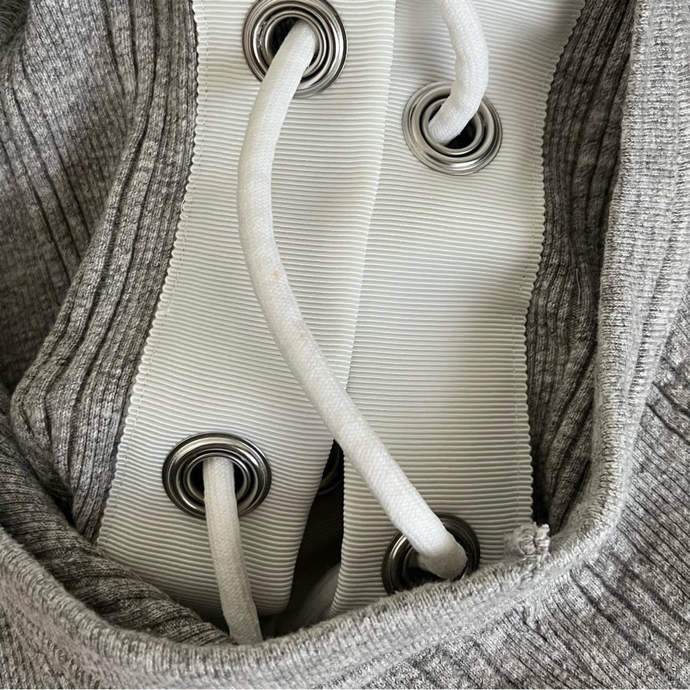 SACAI sz 1 S Gray Ribbed Knit Tank Top White Lace Up Back - Picture 6 of 10